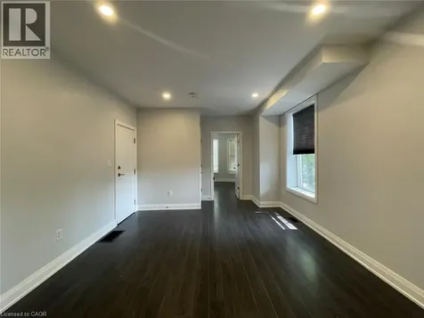 1 Madison Avenue Hamilton ON L8L 5Y2