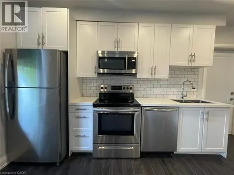 1 Madison Avenue Hamilton ON L8L 5Y2