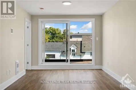 366 Winona Avenue Ottawa ON K1Z 5H7