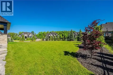 112 Heritage Lake Drive Puslinch ON N0B 2J0