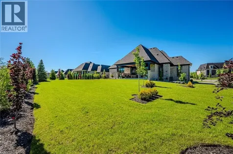 112 Heritage Lake Drive Puslinch ON N0B 2J0