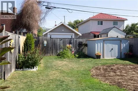 118 Julian Avenue Hamilton ON L8H 5R7