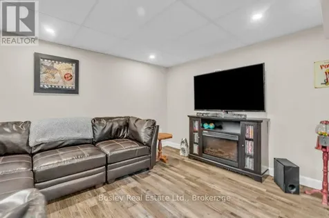 420 Victoria Street Minto ON N0G 2P0