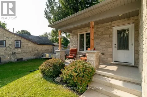 420 Victoria Street Minto ON N0G 2P0