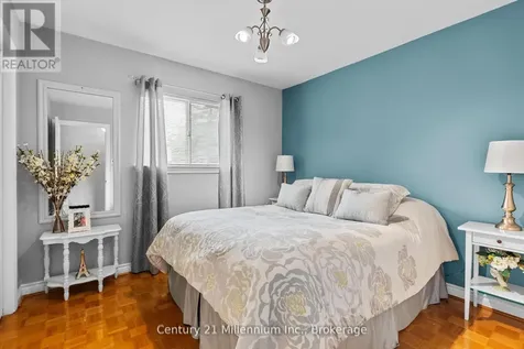 49 32nd Street North Wasaga Beach ON L9Z 2C4