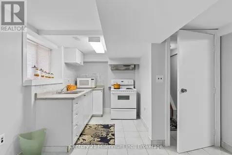 49 32nd Street North Wasaga Beach ON L9Z 2C4
