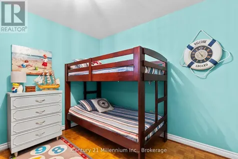 49 32nd Street North Wasaga Beach ON L9Z 2C4