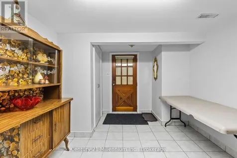 49 32nd Street North Wasaga Beach ON L9Z 2C4