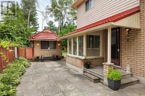 49 32nd Street North Wasaga Beach ON L9Z 2C4