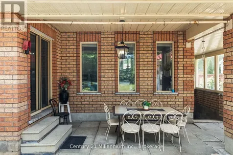 49 32nd Street North Wasaga Beach ON L9Z 2C4