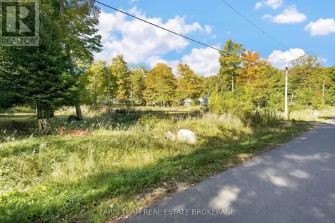 76 Mcarthur Drive Penetanguishene ON L9M 1W9