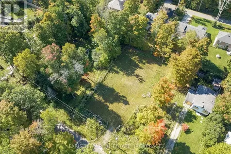 76 Mcarthur Drive Penetanguishene ON L9M 1W9