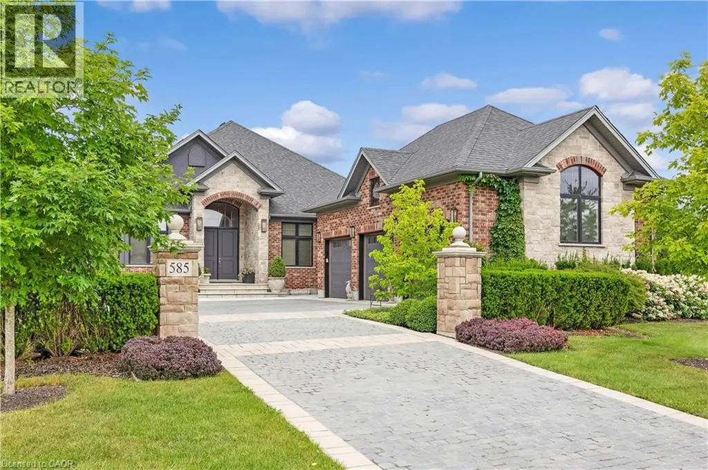 585 Regal Place Waterloo ON N2V 2G3