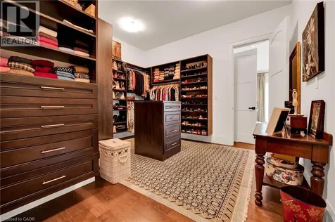 585 Regal Place Waterloo ON N2V 2G3