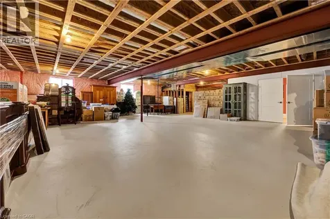 585 Regal Place Waterloo ON N2V 2G3