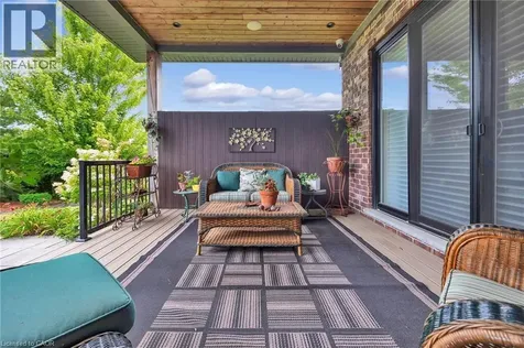 585 Regal Place Waterloo ON N2V 2G3