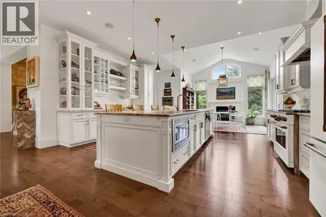 585 Regal Place Waterloo ON N2V 2G3