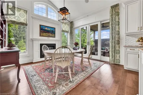 585 Regal Place Waterloo ON N2V 2G3