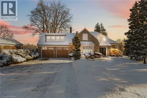 8 Tutela Heights Road Brantford ON N3T 1A1