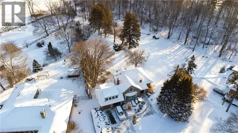 8 Tutela Heights Road Brantford ON N3T 1A1