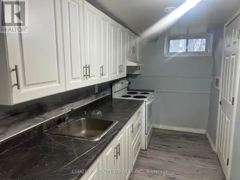 176 Kenneth Avenue Kitchener ON N2A 1W2