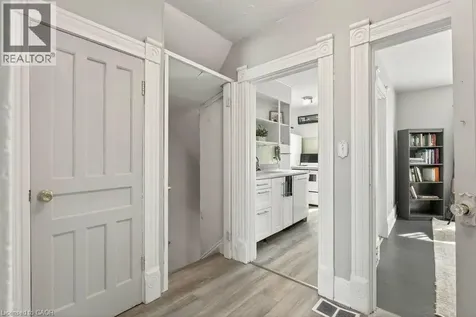 49 Cheever Street Hamilton ON L8L 5R6