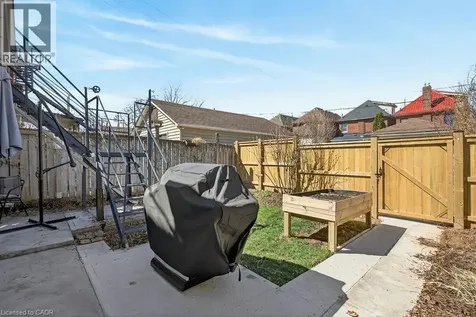 49 Cheever Street Hamilton ON L8L 5R6