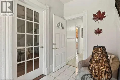 49 Cheever Street Hamilton ON L8L 5R6