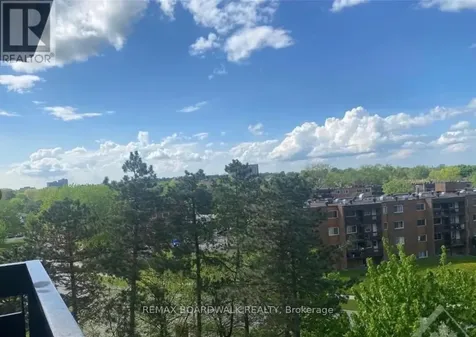 2000 Jasmine Crescent Ottawa ON K1J 8K4