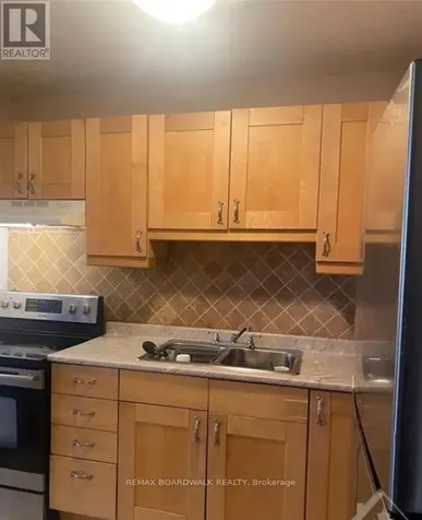 2000 Jasmine Crescent Ottawa ON K1J 8K4