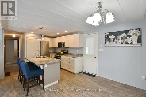 15 Carruthers Street South Wasaga Beach ON L9Z 1K2
