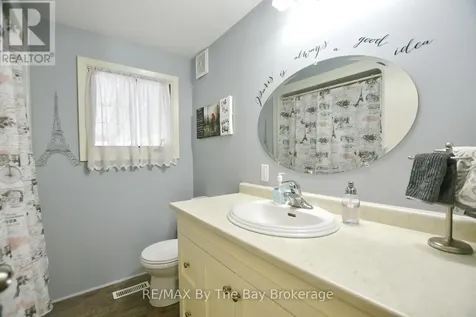 15 Carruthers Street South Wasaga Beach ON L9Z 1K2