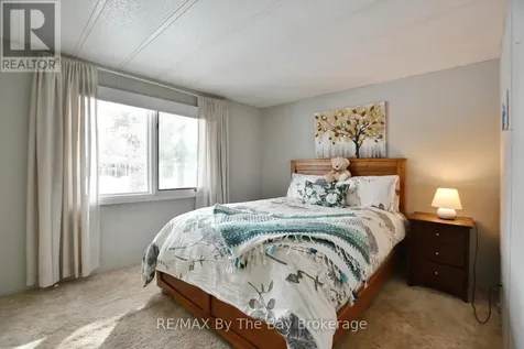 15 Carruthers Street South Wasaga Beach ON L9Z 1K2