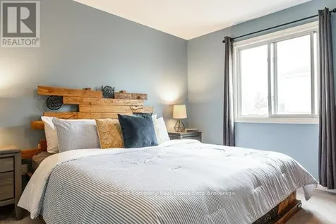 127 Walsh Crescent Stratford ON N5A 7X7