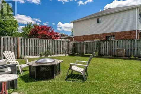 127 Walsh Crescent Stratford ON N5A 7X7
