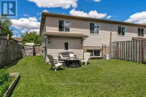 127 Walsh Crescent Stratford ON N5A 7X7