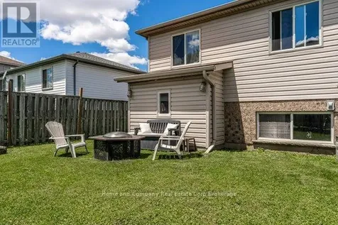 127 Walsh Crescent Stratford ON N5A 7X7