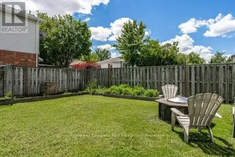 127 Walsh Crescent Stratford ON N5A 7X7