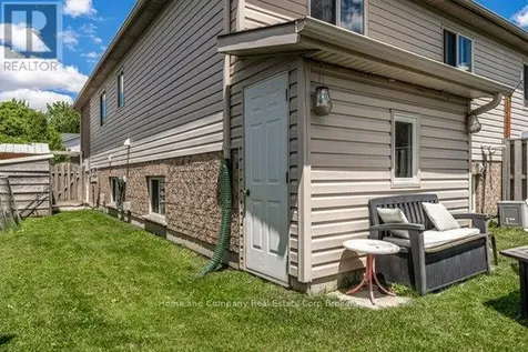 127 Walsh Crescent Stratford ON N5A 7X7