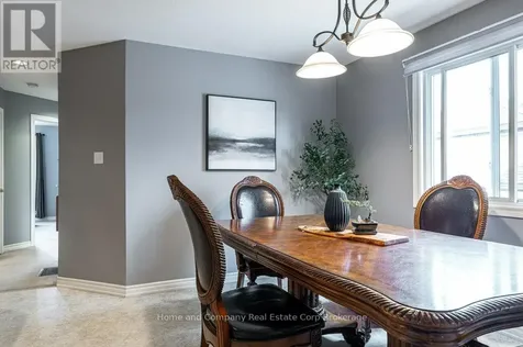 127 Walsh Crescent Stratford ON N5A 7X7
