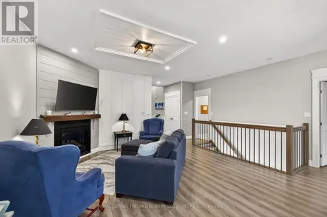 9861 Glendon Drive Middlesex Centre ON N0L 1R0