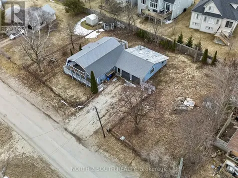 13 Bayview Avenue Wasaga Beach ON L9Z 2Y6