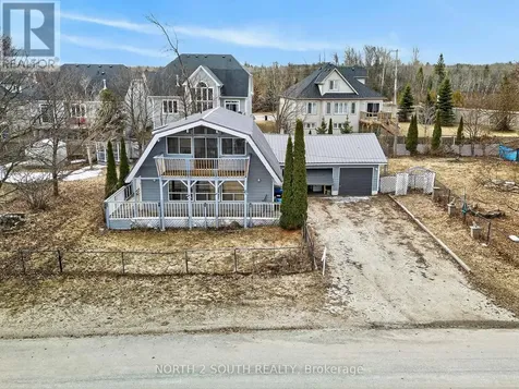 13 Bayview Avenue Wasaga Beach ON L9Z 2Y6