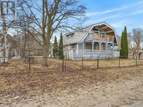 13 Bayview Avenue Wasaga Beach ON L9Z 2Y6