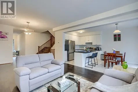 27 Garland Avenue Cambridge ON N1T 0E7