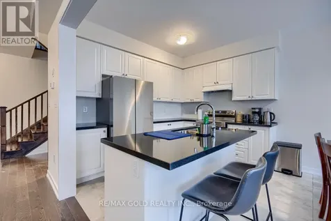 27 Garland Avenue Cambridge ON N1T 0E7