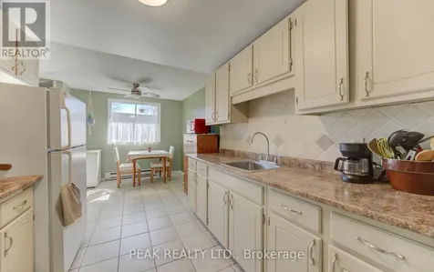 4 Avalon Place Kitchener ON N2M 4N6
