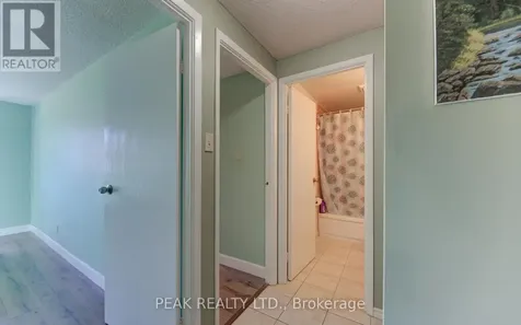 4 Avalon Place Kitchener ON N2M 4N6