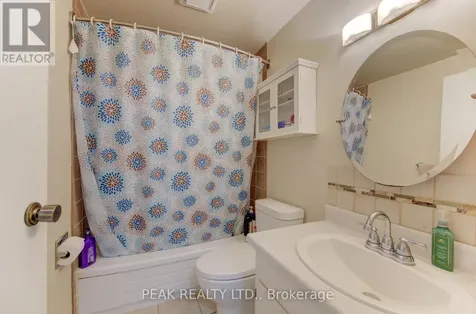 4 Avalon Place Kitchener ON N2M 4N6