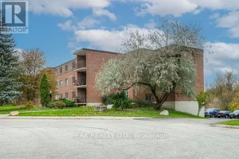 4 Avalon Place Kitchener ON N2M 4N6